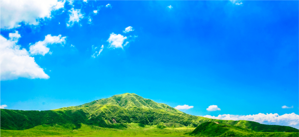 自然の風景を背景にして肩こり整体の説明文を記載しています