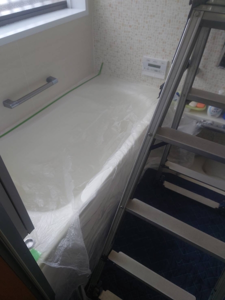 丹波篠山市 浴室暖房乾燥機交換 養生（浴槽保護）